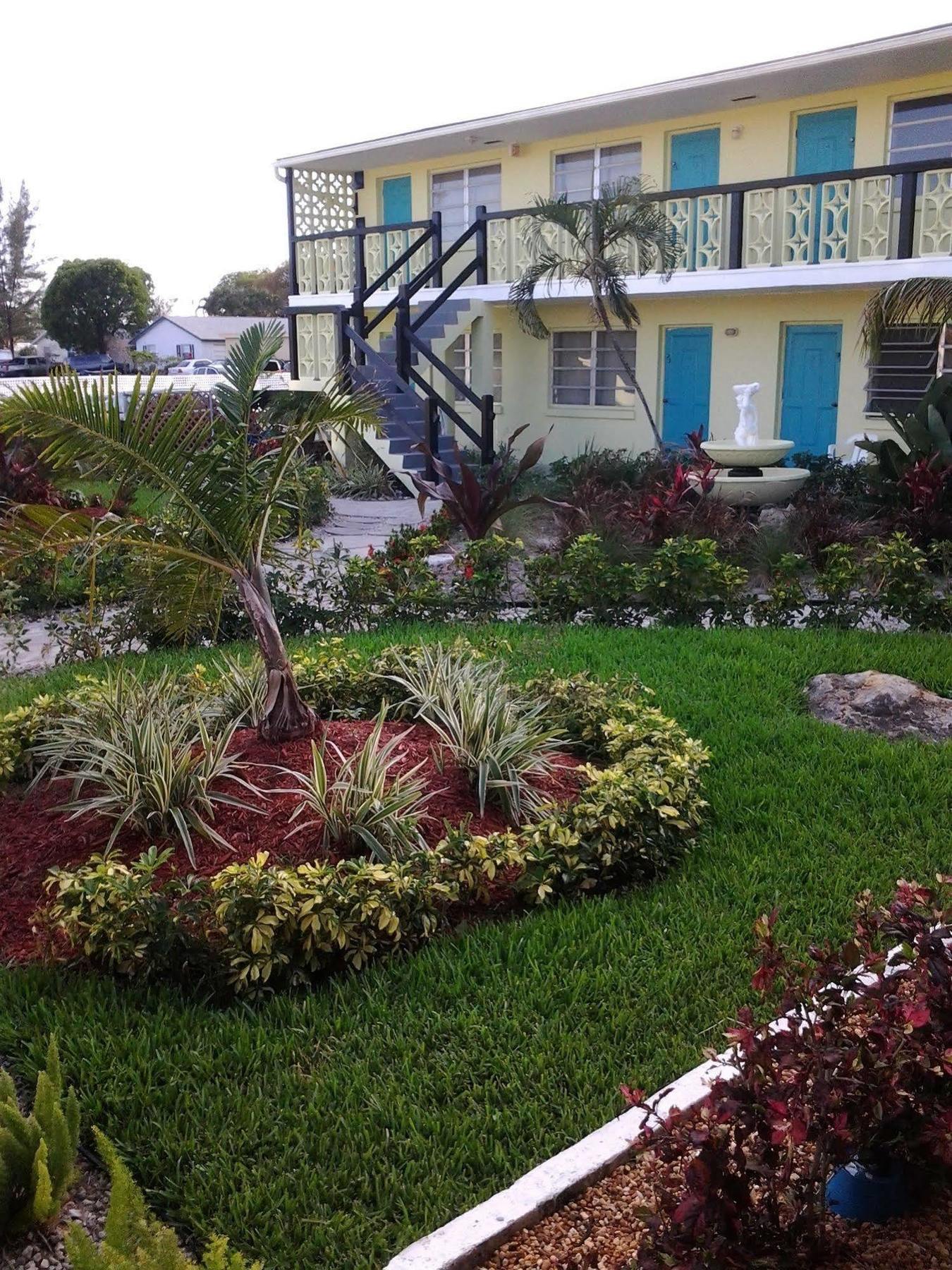 Hotel Martinique Lake Worth Beach Exterior foto
